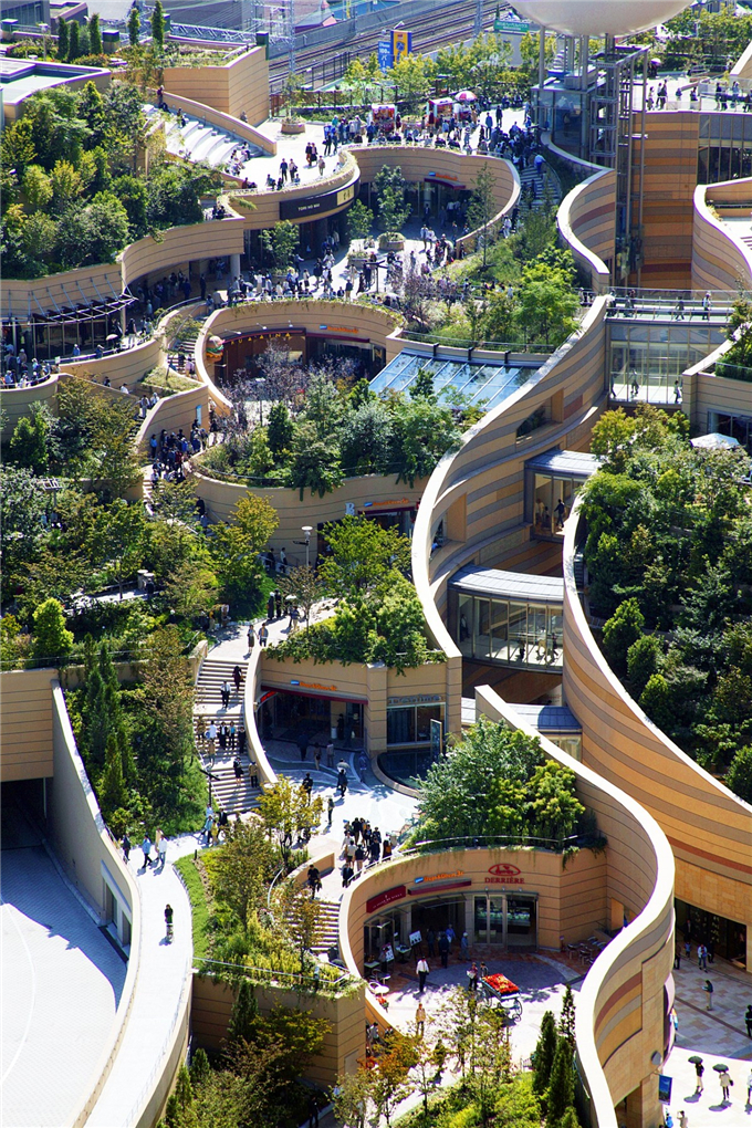 10日本大阪难波公园namba parks (1).jpg